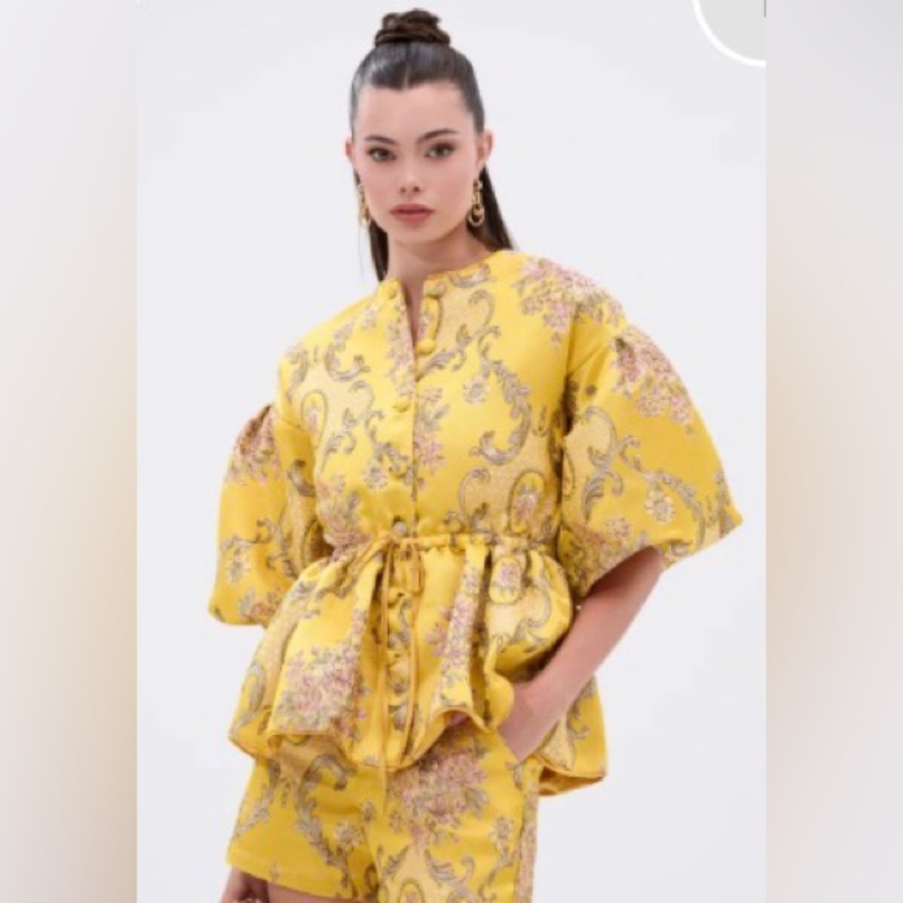 AKIRA ETHEREAL BROCADE SHORT SLEEVE BLOUSE Size XLXL